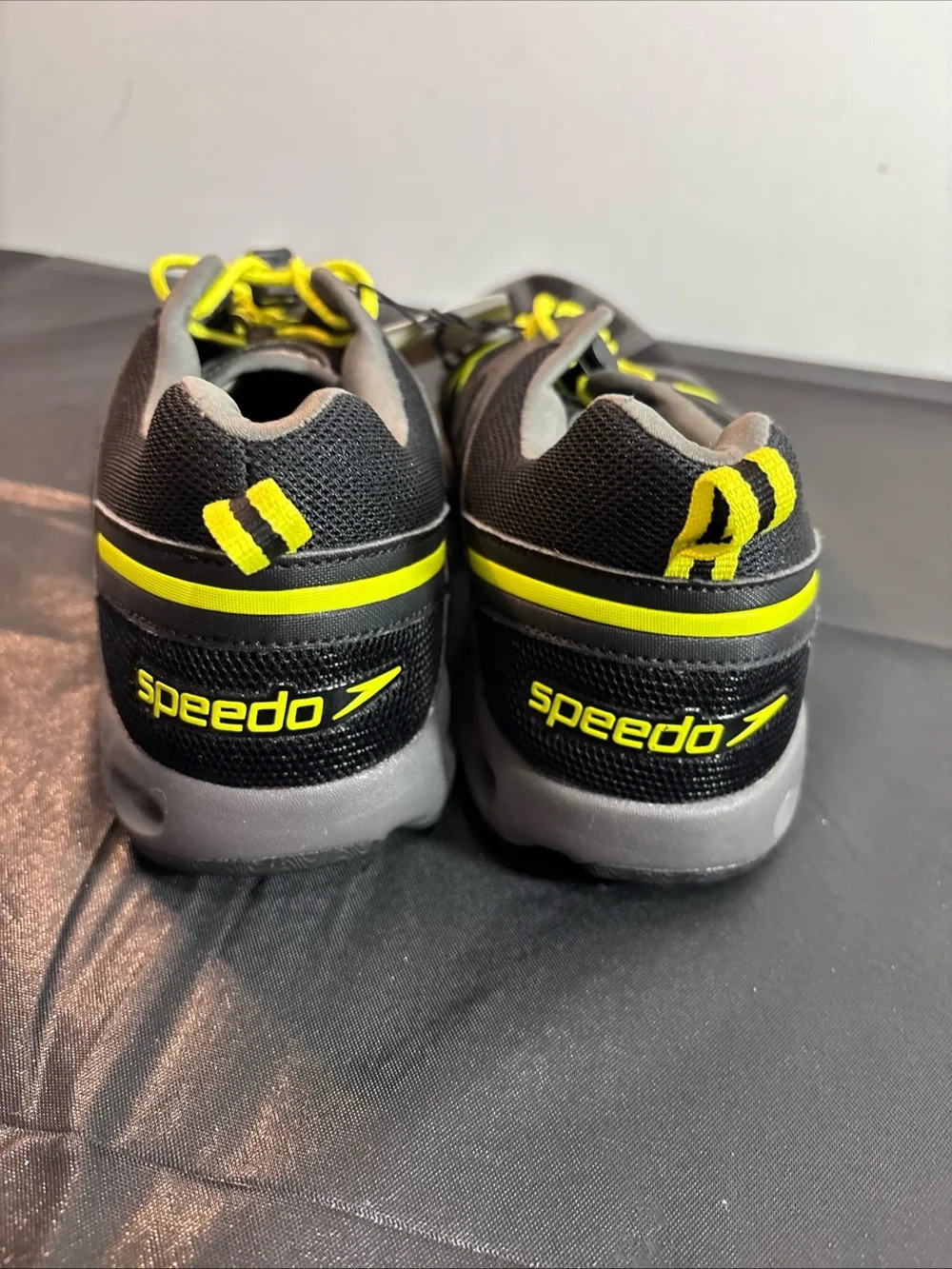 Speedo Men's Black & Yellow Swim Sneakers - Quick-Dry Water Shoes. 9/16